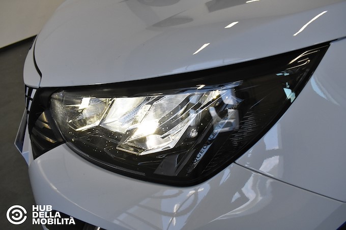 PEUGEOT 2008 PureTech 100 S&S Allure